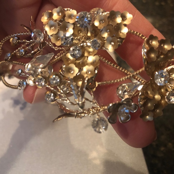 Gold Flower Vine Headband main image 7